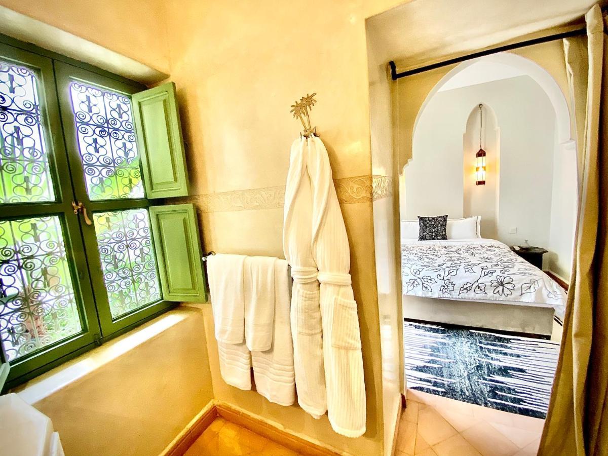 Riad Dar Adal Exclusivite 2 A 6 Personnes Petit Dejeuner Compris Place Jemaa El Fna Марракеш Экстерьер фото