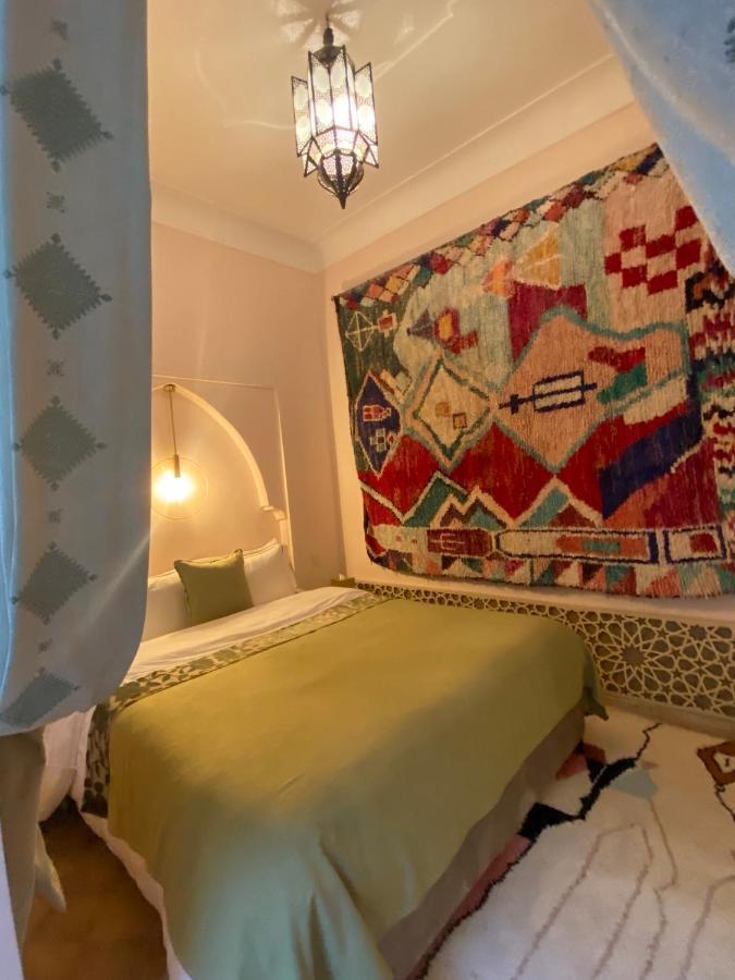 Riad Dar Adal Exclusivite 2 A 6 Personnes Petit Dejeuner Compris Place Jemaa El Fna Марракеш Экстерьер фото