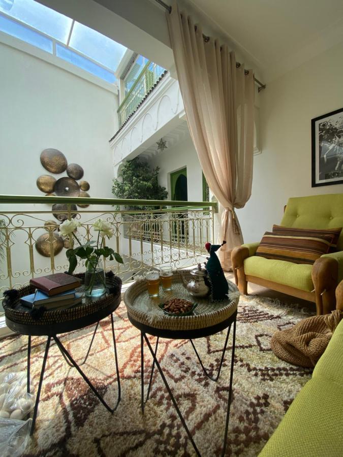 Riad Dar Adal Exclusivite 2 A 6 Personnes Petit Dejeuner Compris Place Jemaa El Fna Марракеш Экстерьер фото