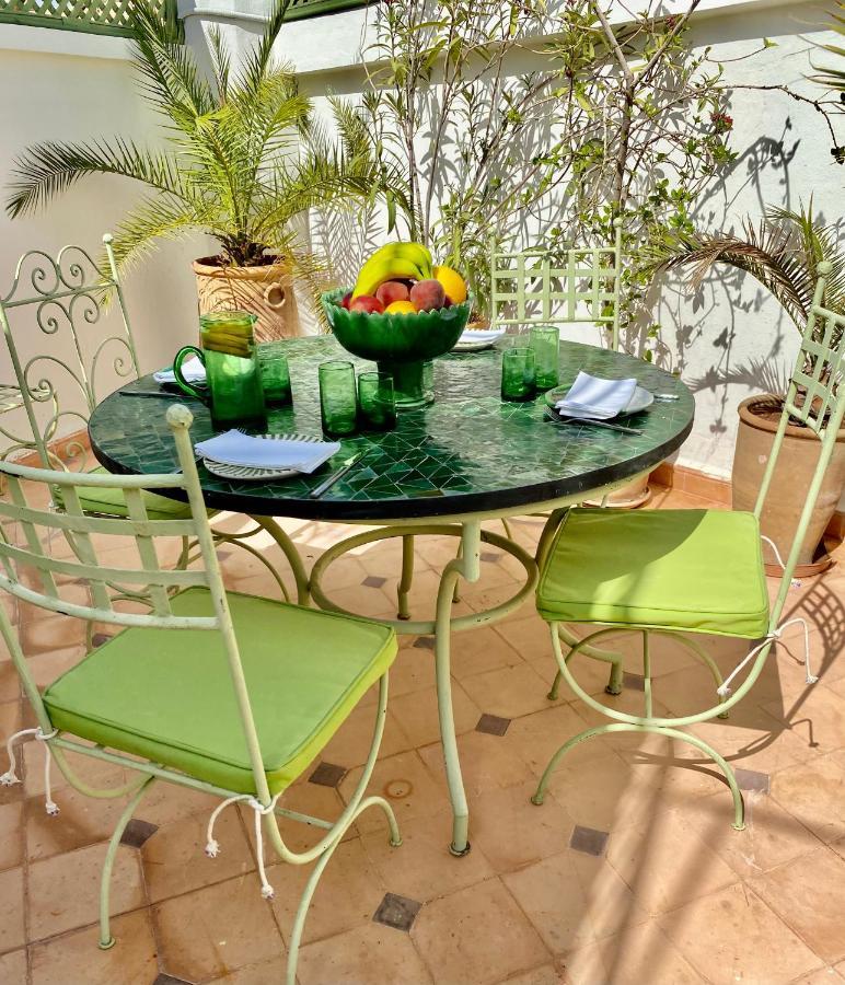 Riad Dar Adal Exclusivite 2 A 6 Personnes Petit Dejeuner Compris Place Jemaa El Fna Марракеш Экстерьер фото