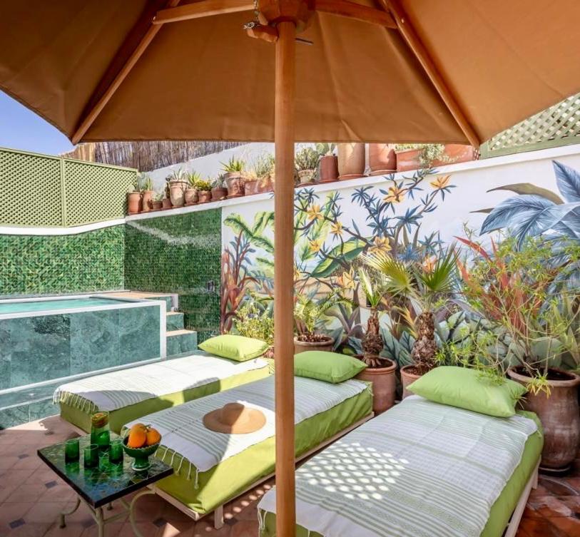 Riad Dar Adal Exclusivite 2 A 6 Personnes Petit Dejeuner Compris Place Jemaa El Fna Марракеш Экстерьер фото