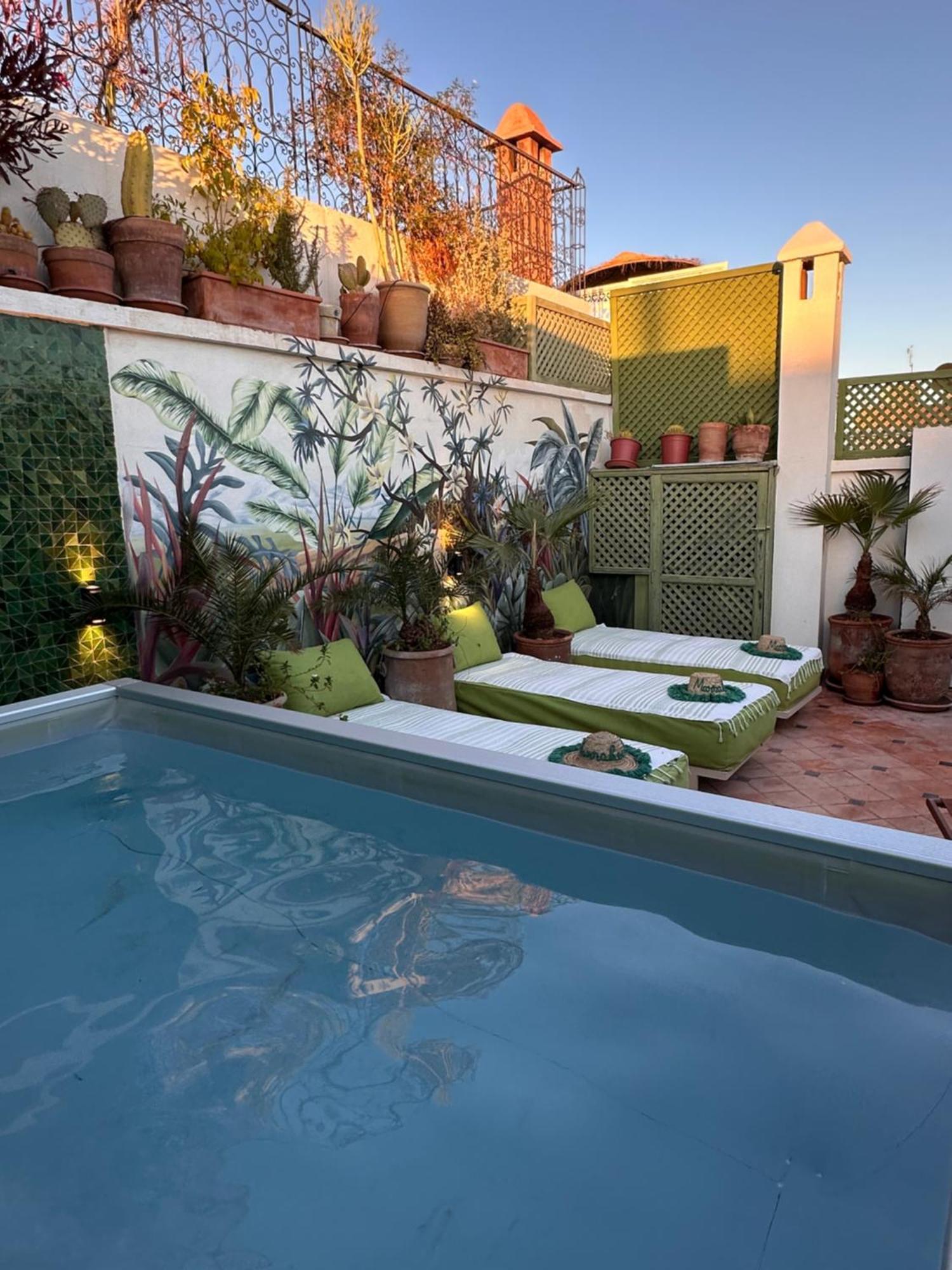 Riad Dar Adal Exclusivite 2 A 6 Personnes Petit Dejeuner Compris Place Jemaa El Fna Марракеш Экстерьер фото